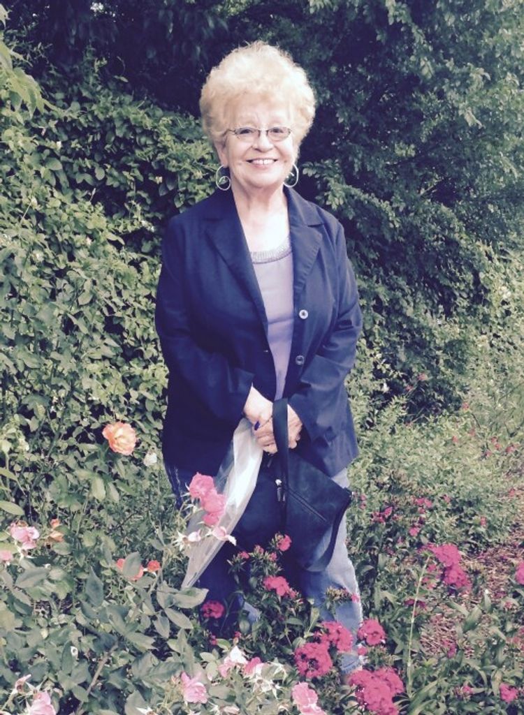 Helen Theresa Brinley Profile Photo