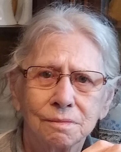 Geraldine Betty Luscher's obituary image