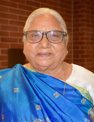 Hema Harivadan Bhatt Profile Photo