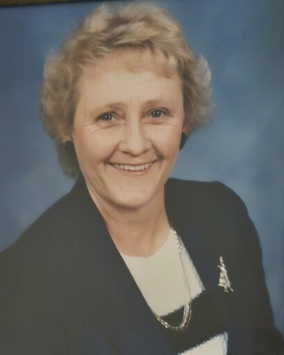 Leona Fay Carr's obituary image