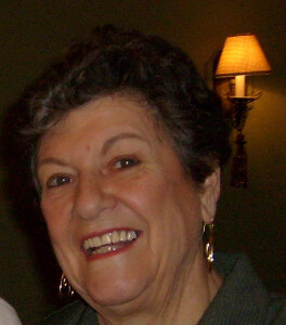 Carol Howe Redding(Loga)