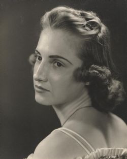 Lucy Armstrong