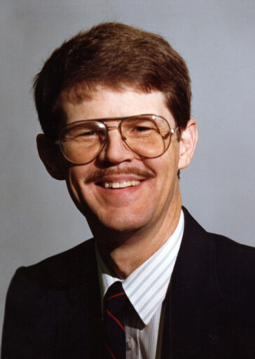 Dr. Richard W. Henning Profile Photo