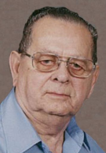 Louis Helzer Jr. Profile Photo