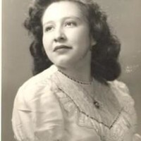 Gloria E Jimenez