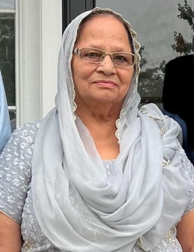 Surjt  Kaur Profile Photo