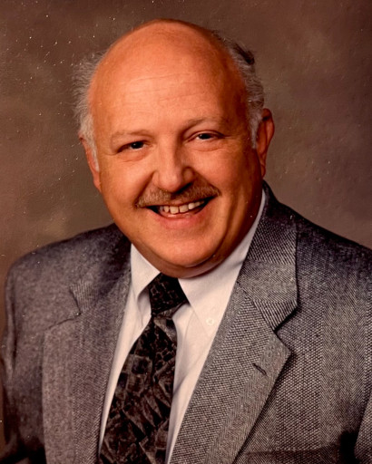 Dr. Robert H. Davis Profile Photo