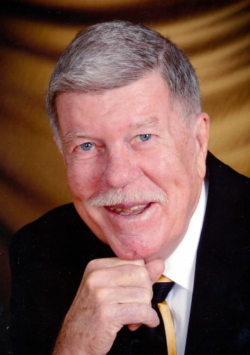 Charles Grant Profile Photo