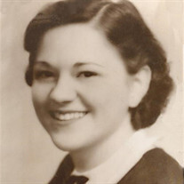 Elizabeth Tomanek Fashing Profile Photo