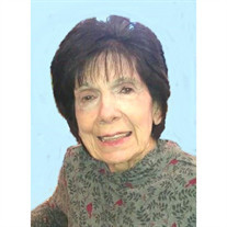 Lola L. Petrucci Profile Photo