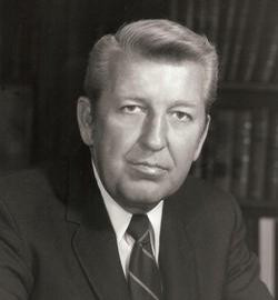 The Honorable Earl R. Blackwell Profile Photo