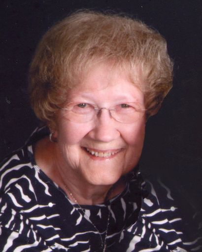 Sandra F. "Sandy" Hetebrueg