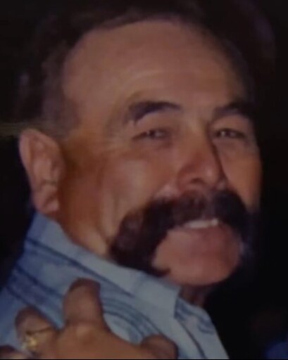 Max C. Martinez's obituary image
