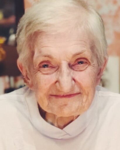 Loraine M Reetz's obituary image