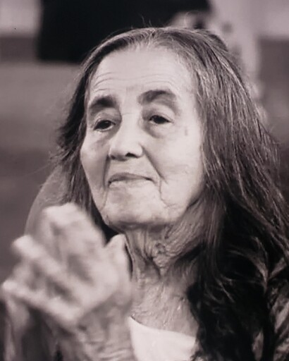 Gloria Santiago