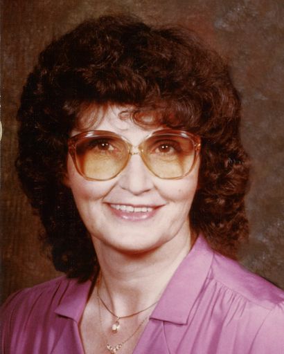 Pearl Marie Holovka's obituary image