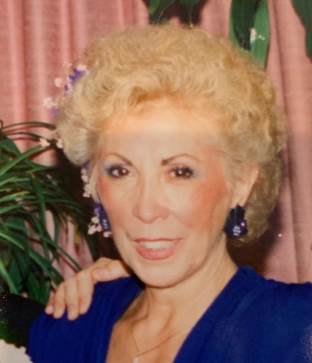 Gloria Portella Profile Photo