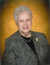 Helen Holtzmann Plummer Profile Photo