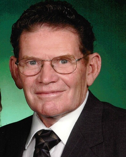 Kenneth Yoder's obituary image