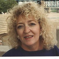 Eileen Hampson Profile Photo