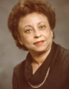 Ernestine  Holiday