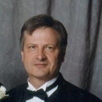 Warren  E. Esterberg Profile Photo