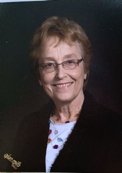 Carolyn Sauzek