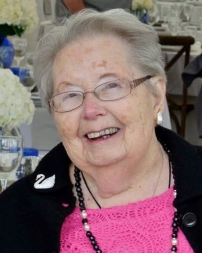 Margaret Corinne Vener's obituary image