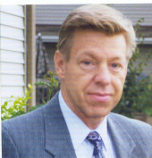 Robert  J. ELIASSEN,  Jr.