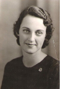 Flora Kerr Profile Photo