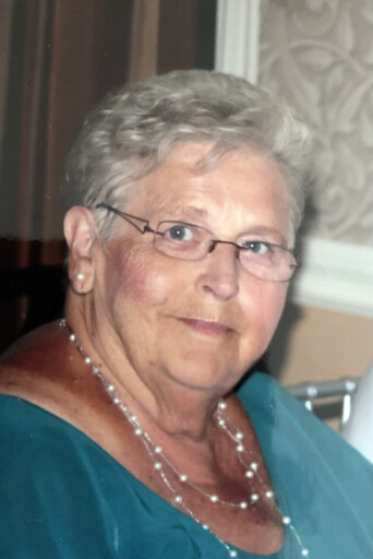 Joan A. (Lanzo)  Reynolds