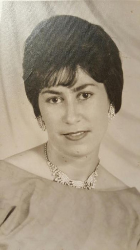 Olga Saenz Profile Photo