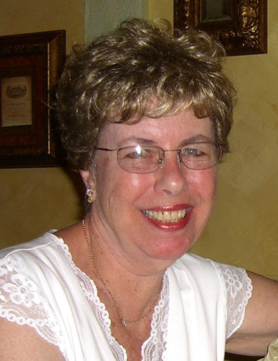 Sylvia De Boer Pattee Profile Photo