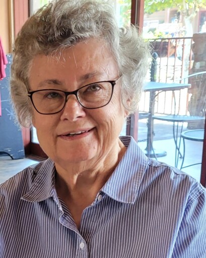 Gloria Jean Kapp's obituary image