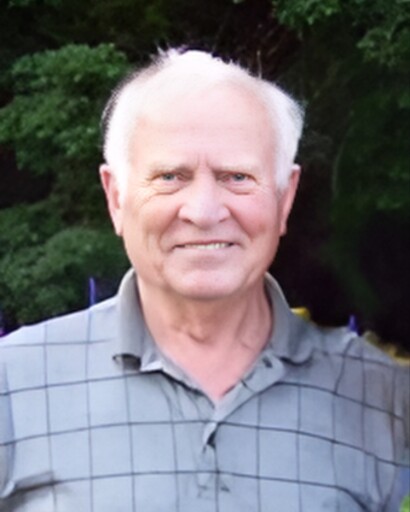 Tom Grasmeyer's obituary image