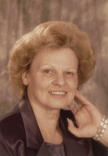 Carolyn Lucille Wood