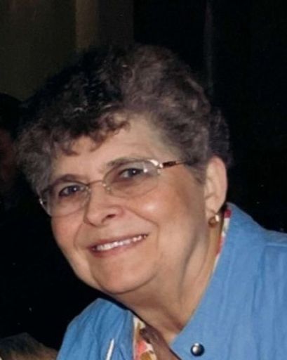 Mary Lou Russell's obituary image