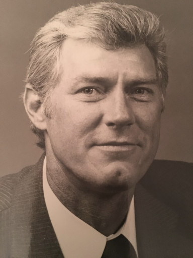 Robert M. Thomas Profile Photo