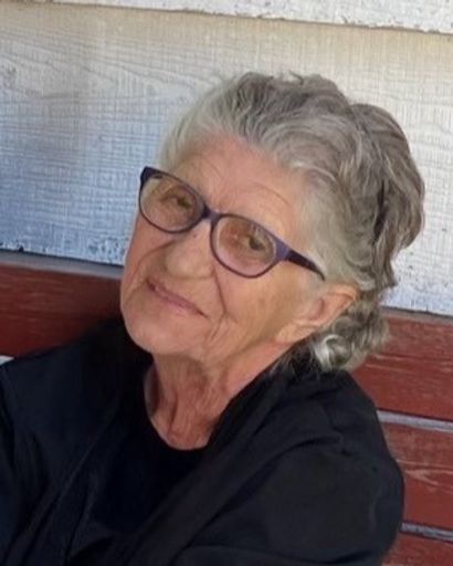 Helen Paskaruk's obituary image