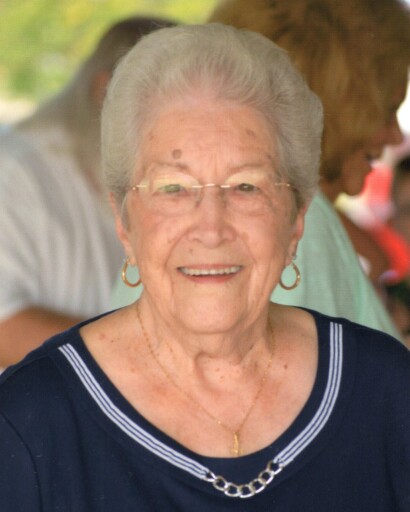 Betty Humphries Hunt's obituary image