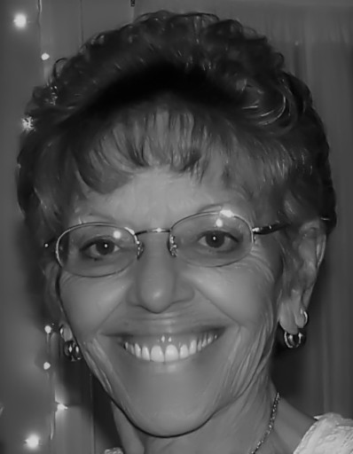 Carolyn Hoppe Profile Photo