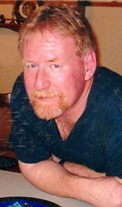 Stephen Thomas Carpenter Profile Photo