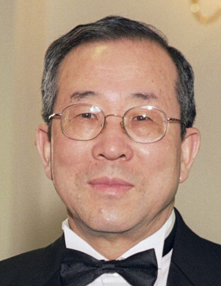 Dr. Suk Ho Kang