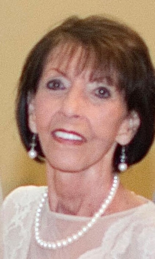 Carolyn Collett Profile Photo