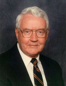 Dr. Robert Carey