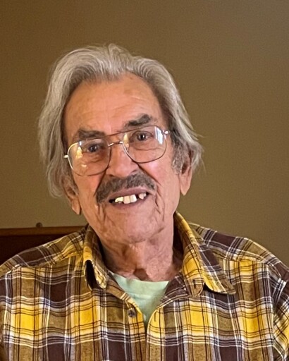 Salvador G. Garza Jr.'s obituary image