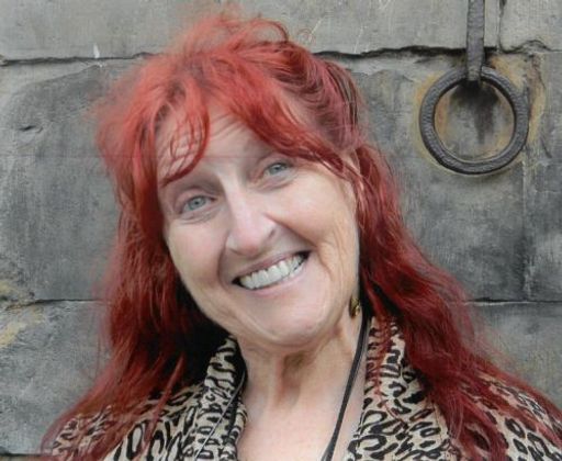 Teresa Lupoli Russell Profile Photo
