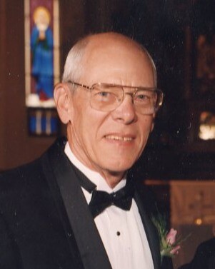 Samuel B. Van Boven's obituary image