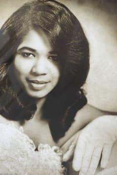 Mrs. Yvonne  Henley Profile Photo