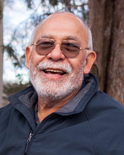 Victor M. Acuña's obituary image